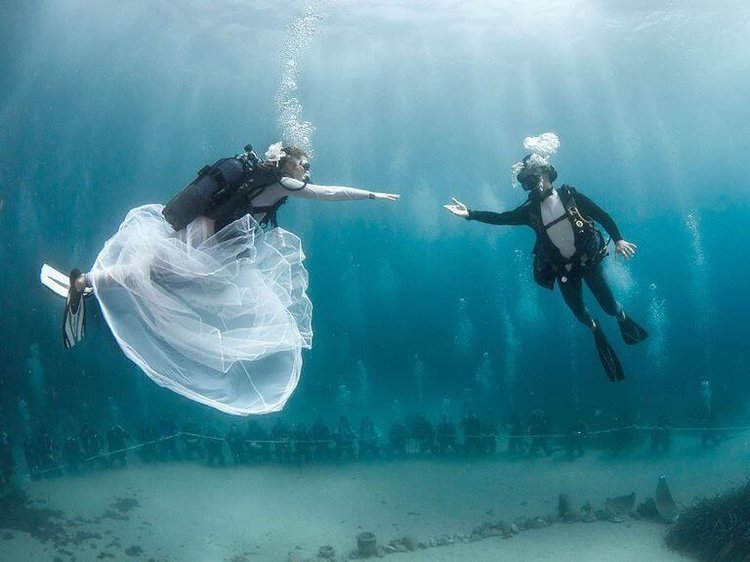 caribbean-underwater.wedding.jpg
