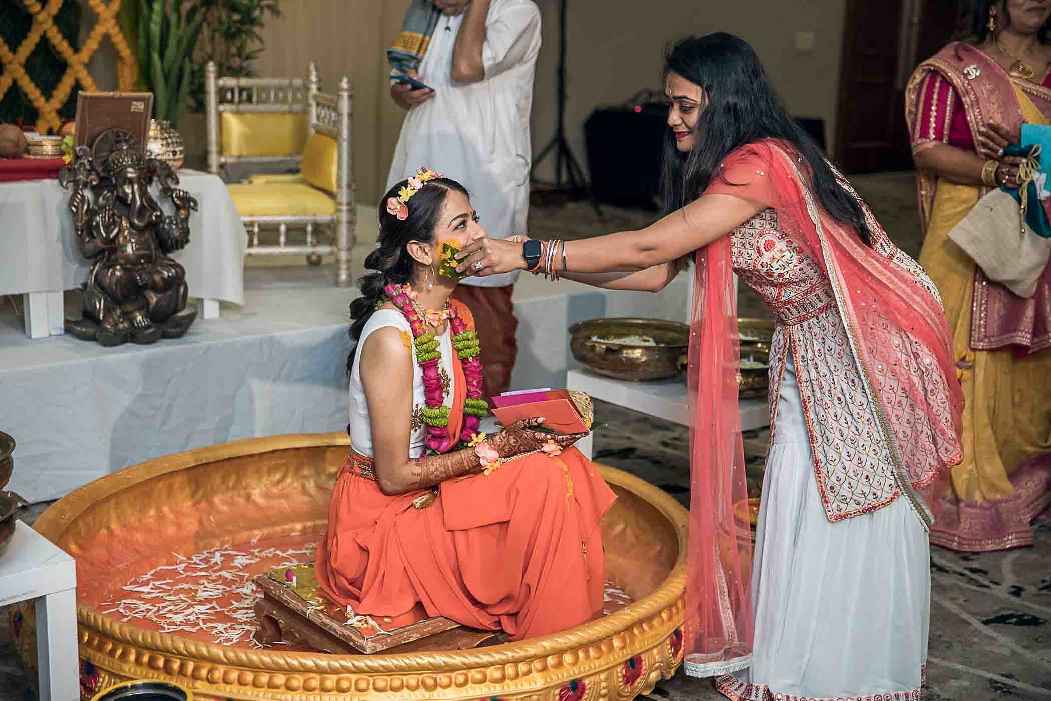 best_atlanta_indian_wedding_photographer_candid-63.jpg