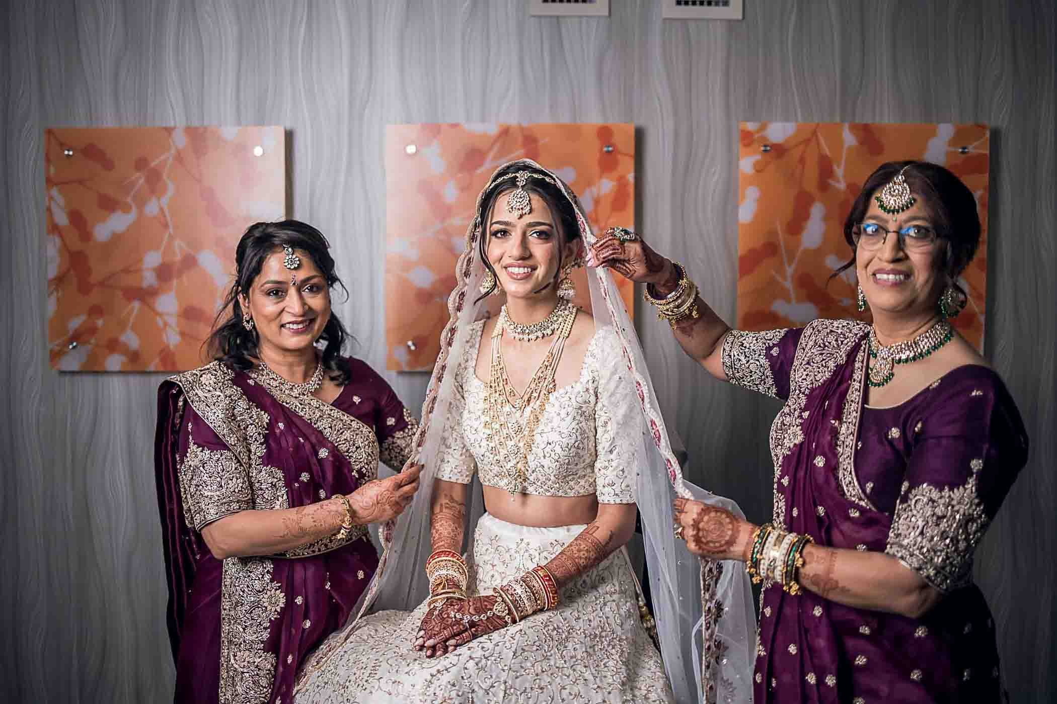 best_atlanta_indian_wedding_photographer_candid-258.jpg