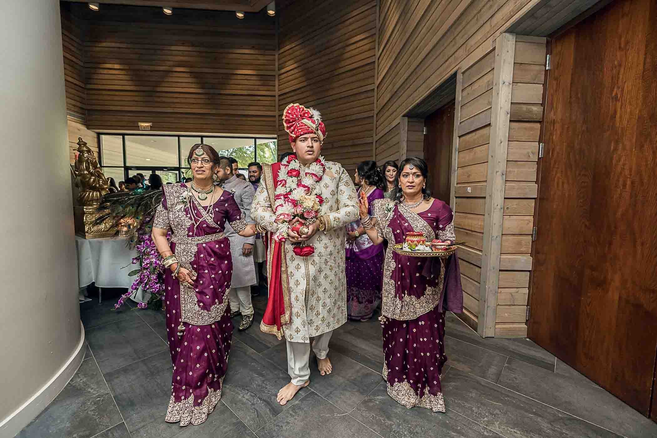 best_atlanta_indian_wedding_photographer_candid-345.jpg