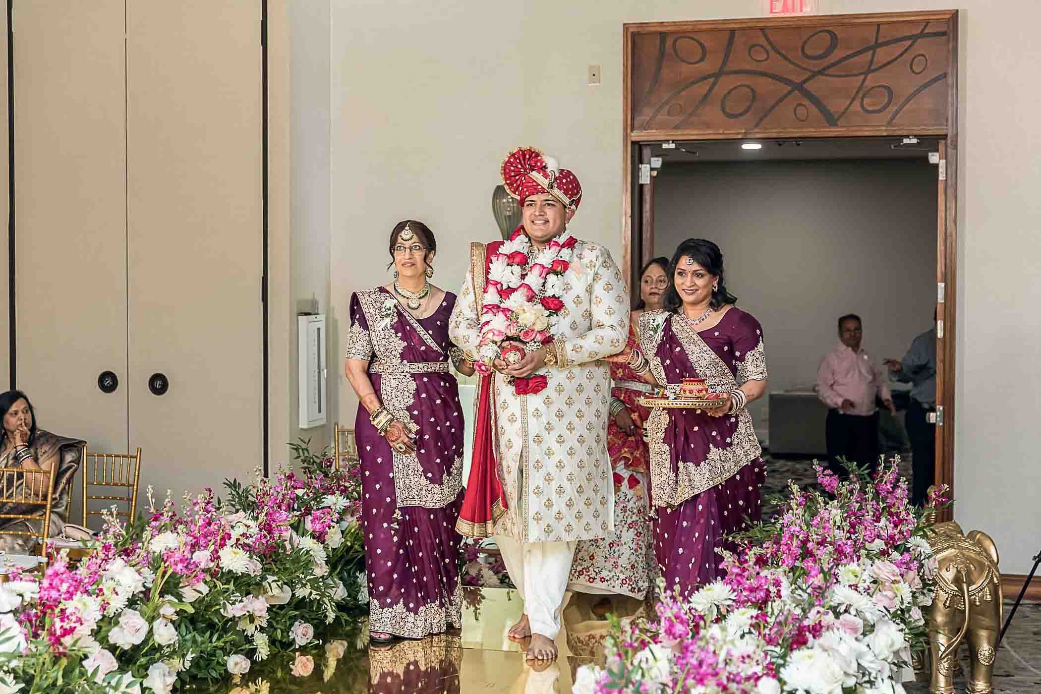 best_atlanta_indian_wedding_photographer_candid-353.jpg
