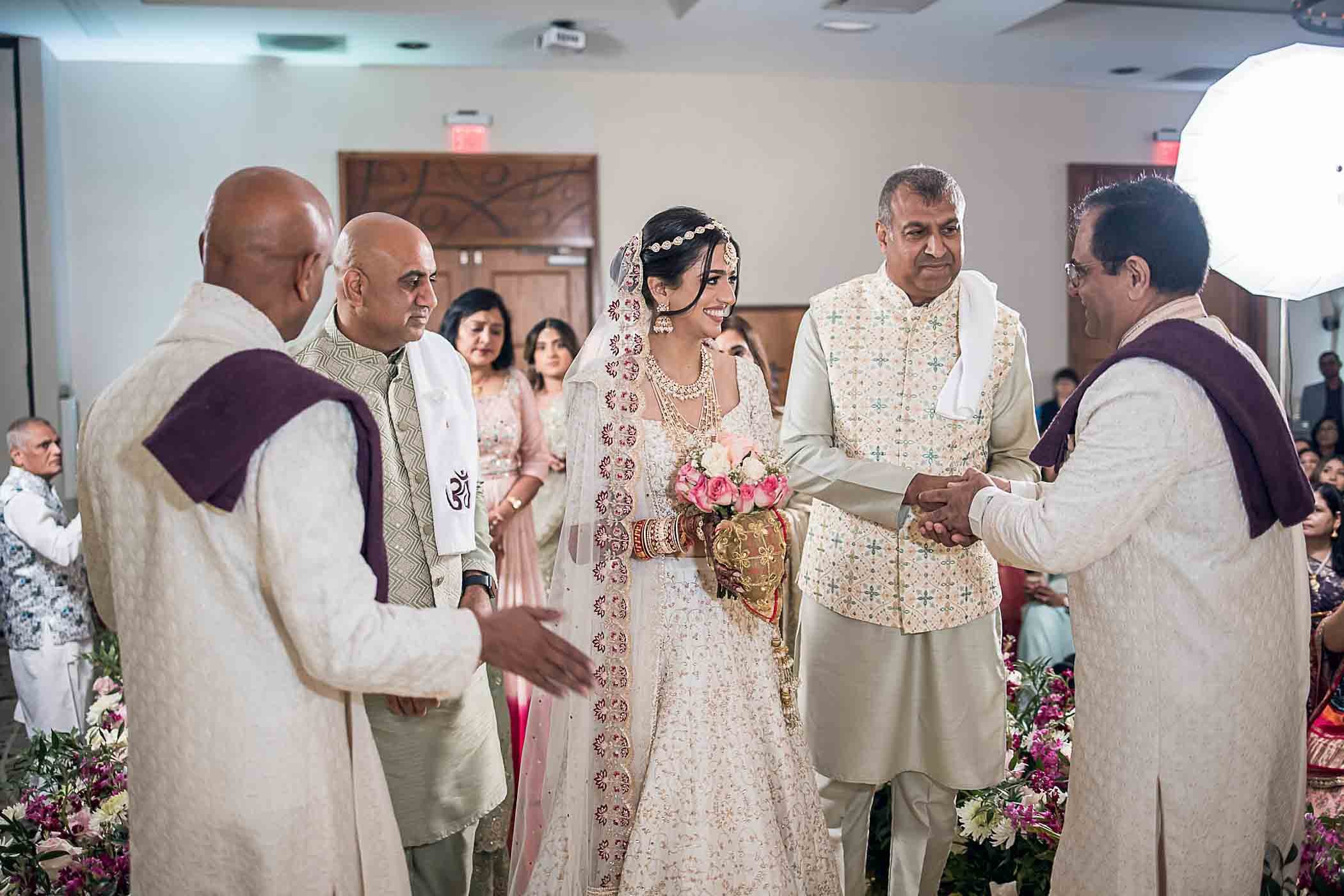 best_atlanta_indian_wedding_photographer_candid-369.jpg