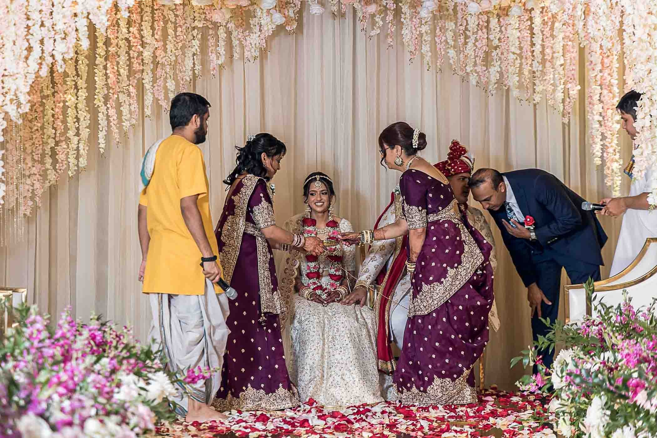 best_atlanta_indian_wedding_photographer_candid-399.jpg