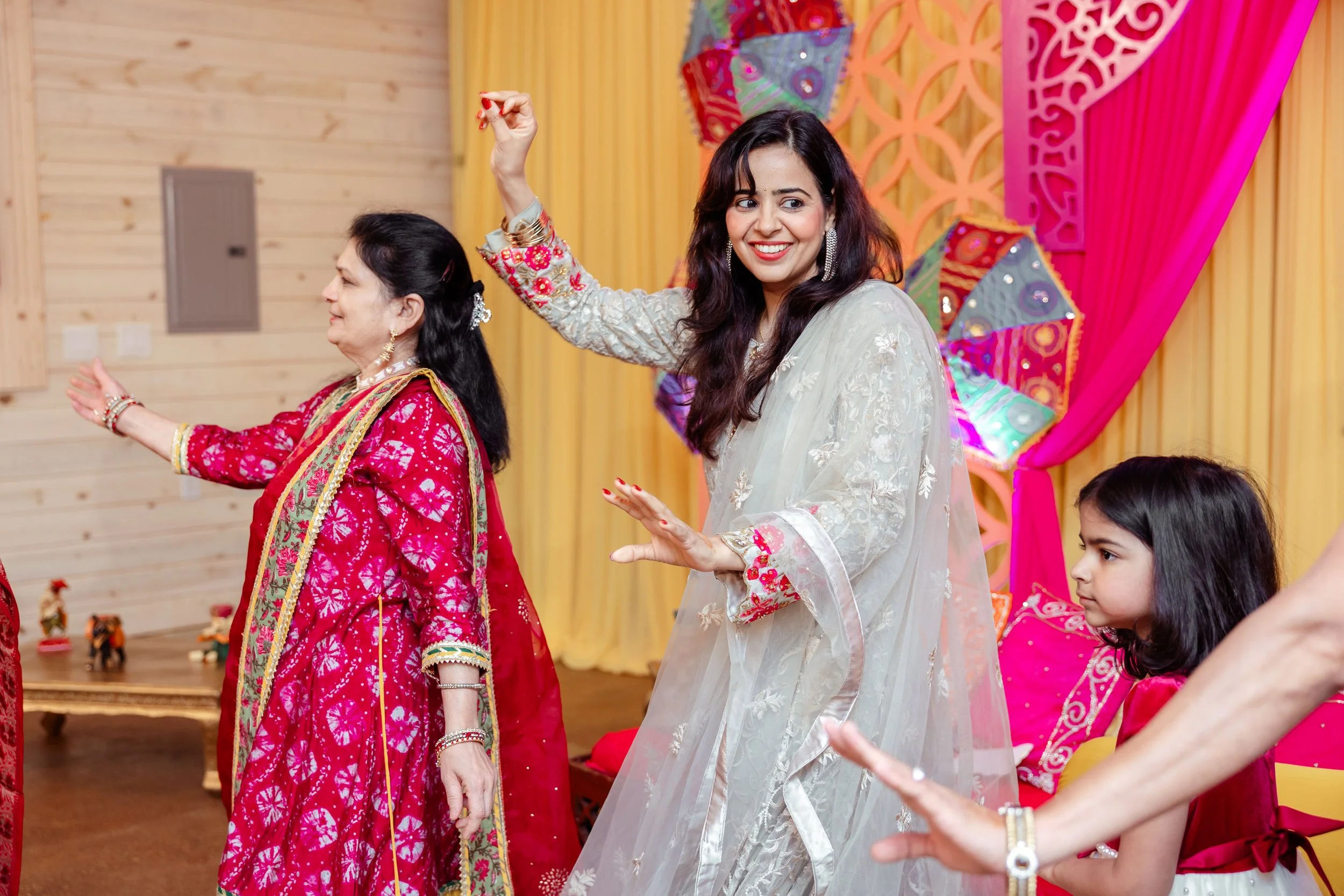 Tulsi & Dhruvin-204.jpg