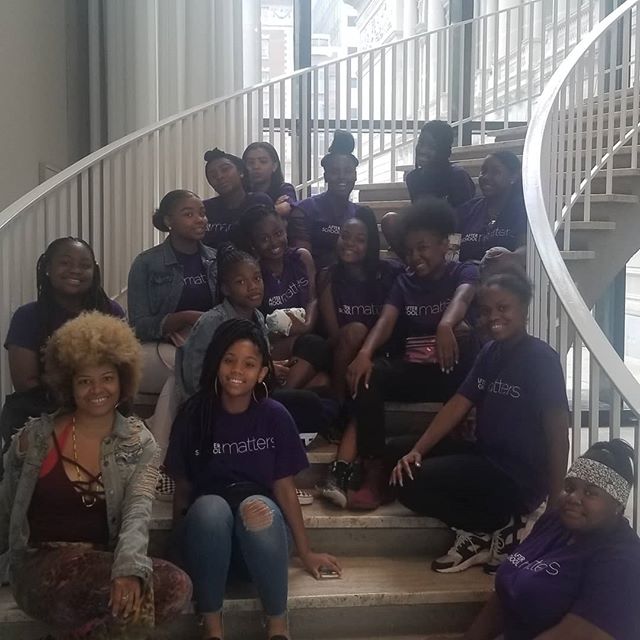 Congrats to my Release! Afrofuturism Dance Therapy apprentices who recently completed the ASM program. So proud of the lessons learned in dance, art, history and Afrofuturism. Geeked on their insights after visiting @artinstitutechi ...they loved Cha