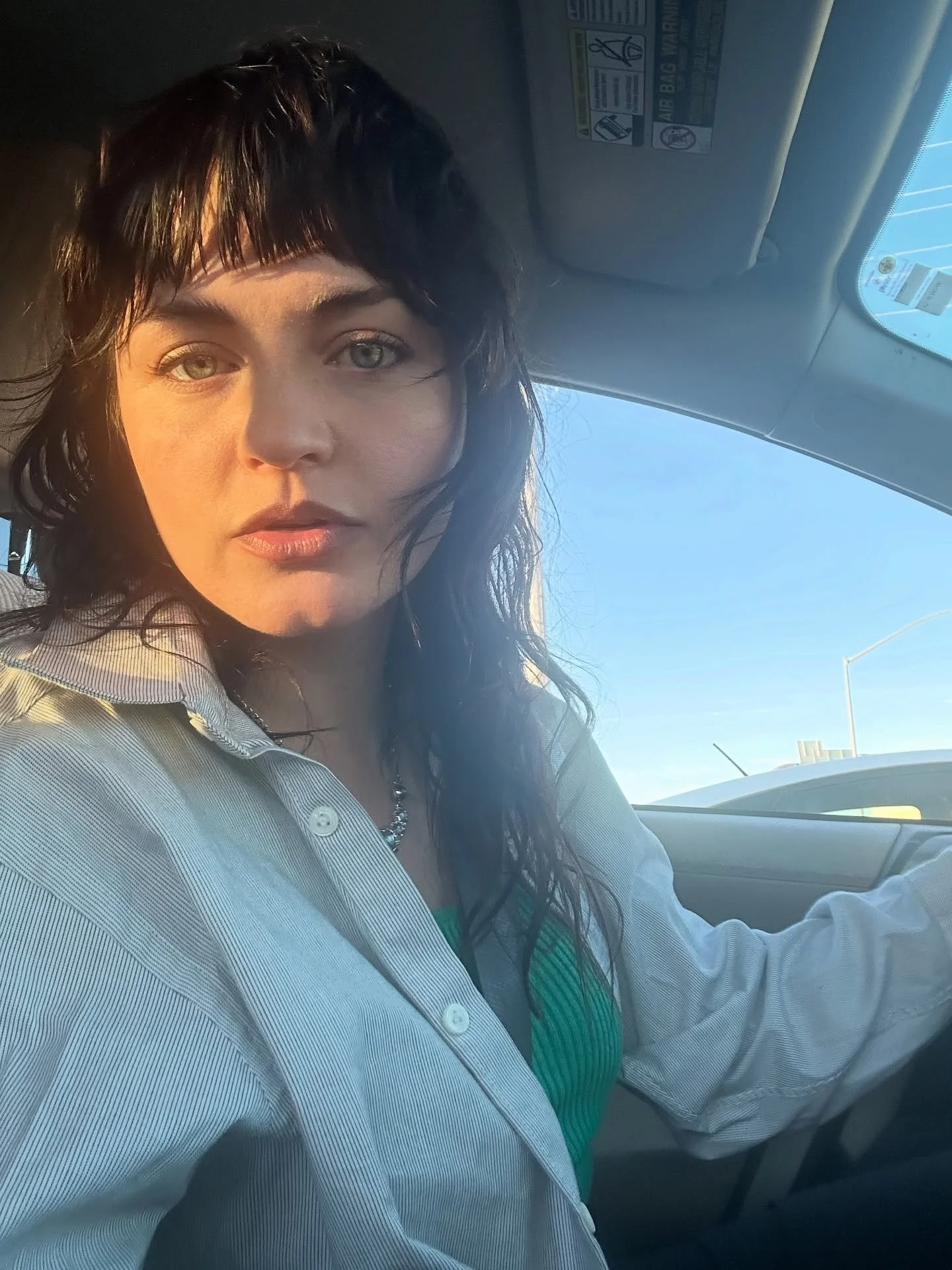 Hello! I&rsquo;m playing a solo guitar set this Saturday, January 31st, the details/tickets ($15 notaflof) are in my bio 😸 Expect a cozy time, an eclectic lineup of performances, and a momentary solace, cheer, &amp; sanctuary for us all &hearts;️