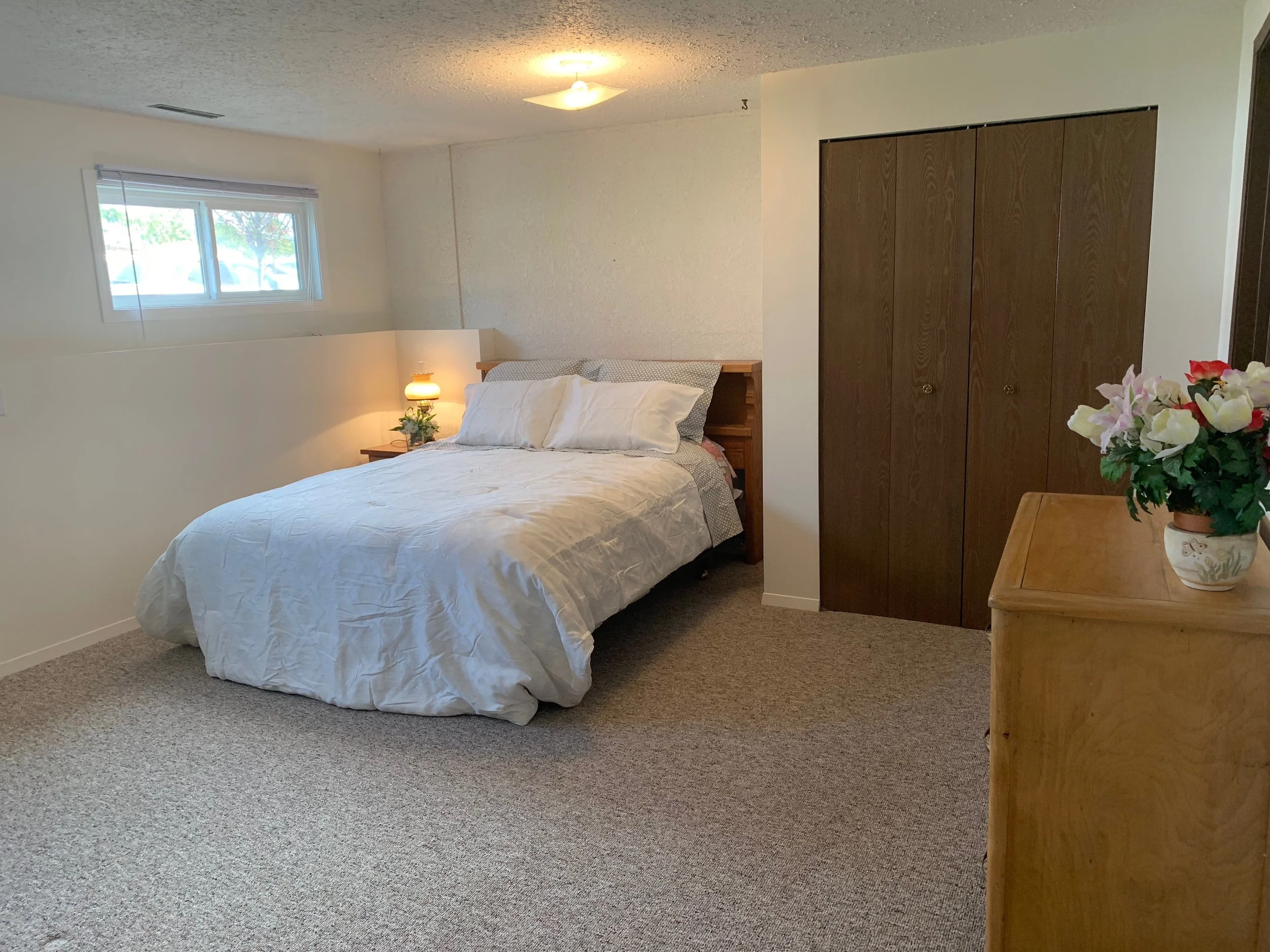 7. Second Bedroom.jpg