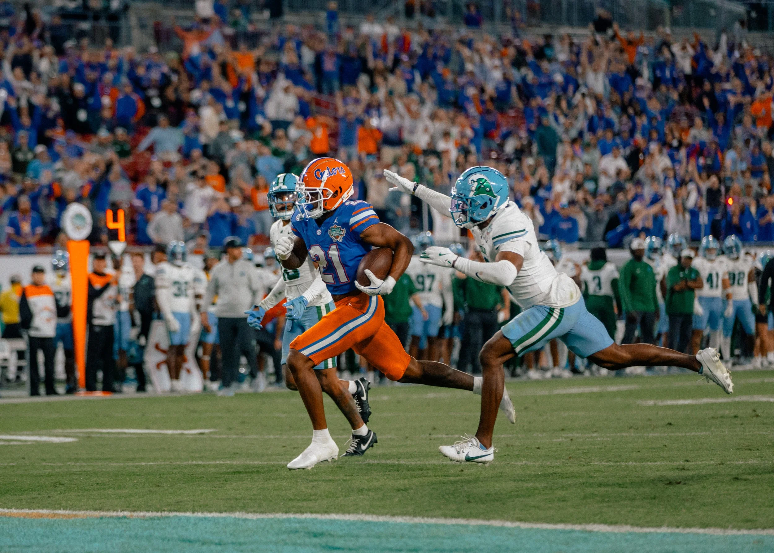 122024_Gasparilla Bowl-401.jpg