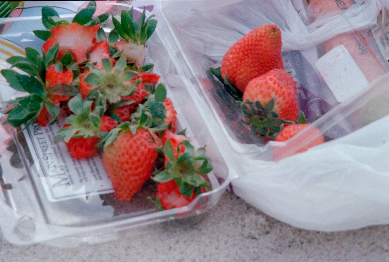 strawberries223.jpg