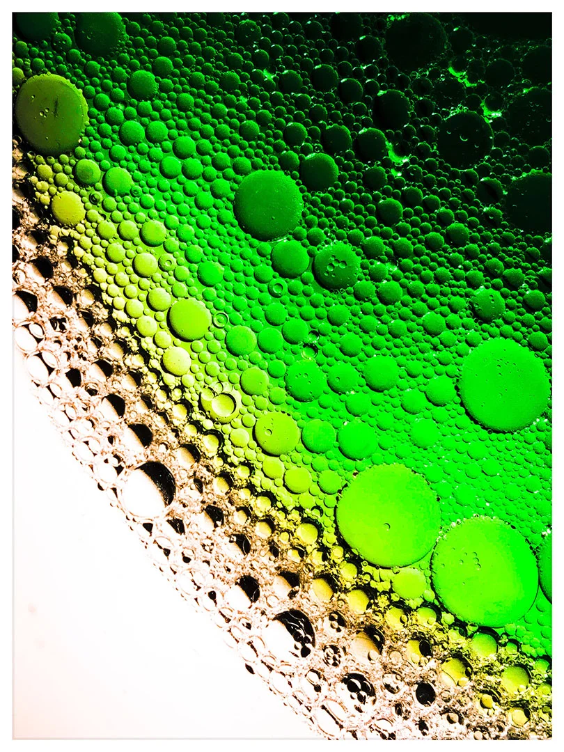 GREEN BUBBLES - CARLEE B - MERIT
