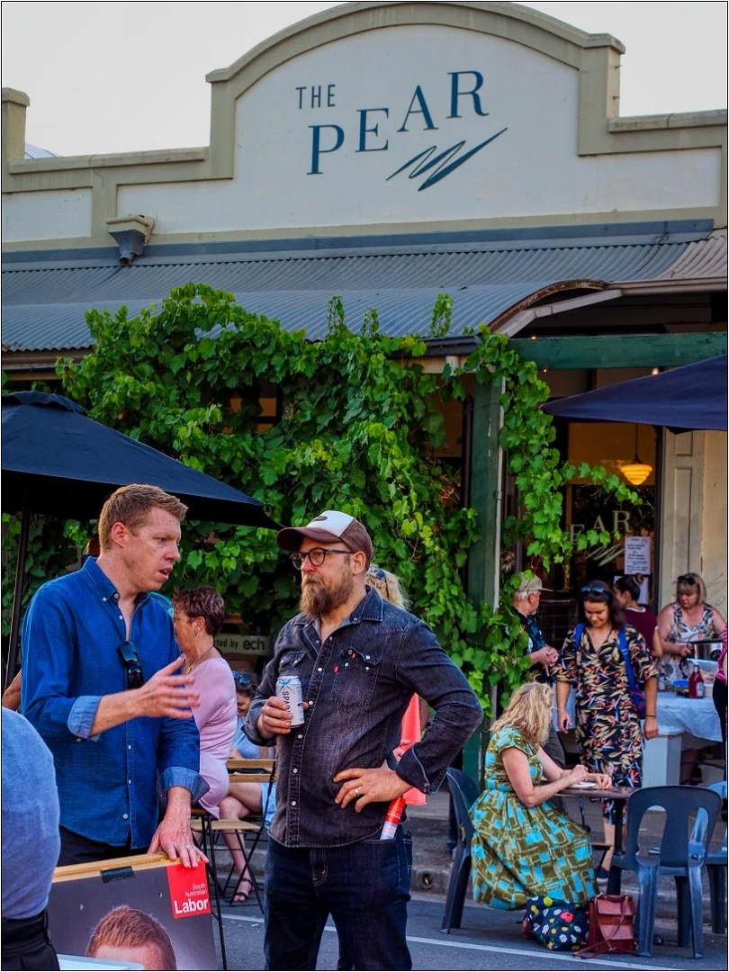 Pearing off - David Sandison - Merit