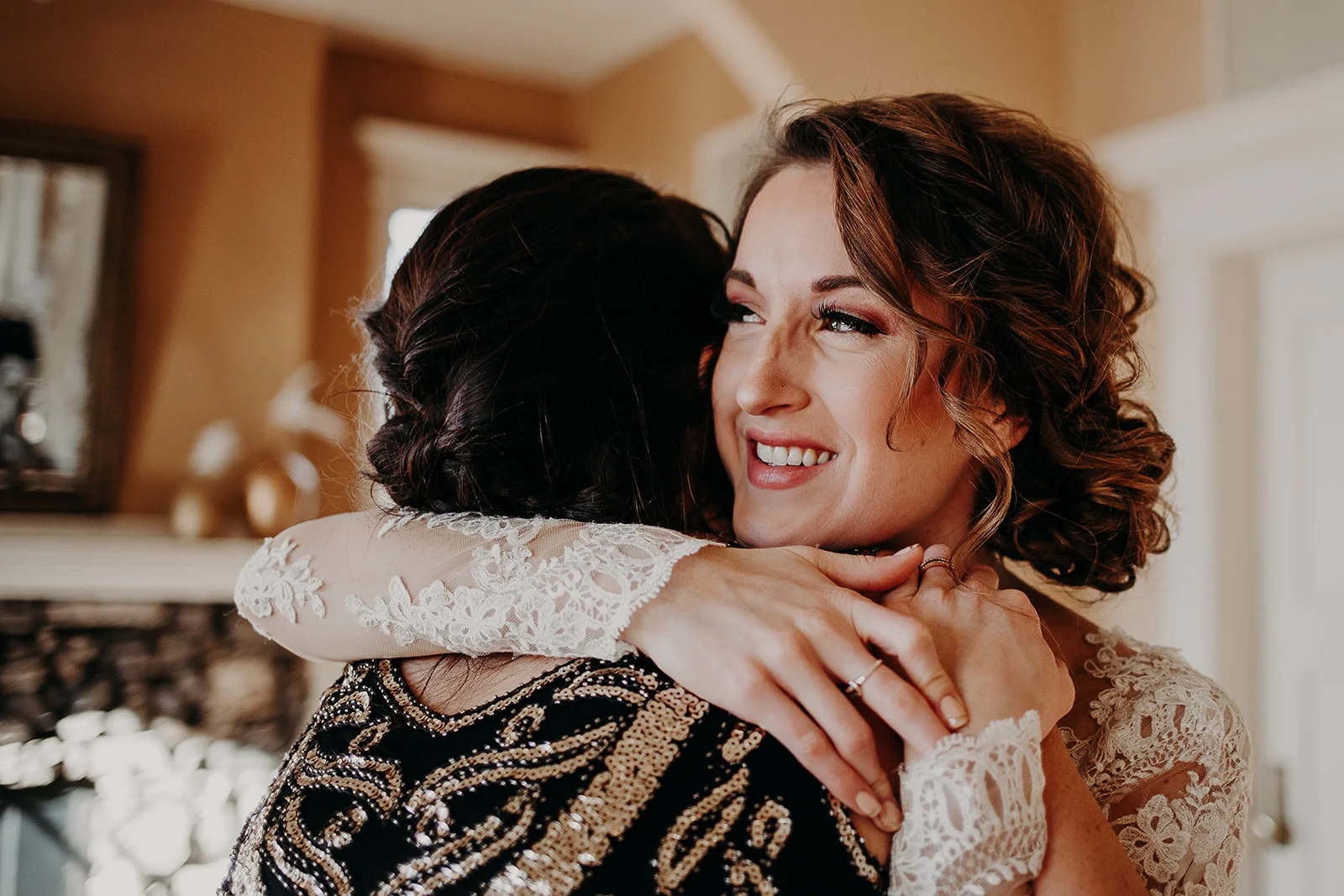 getting-ready-broadway-hall-bellingham-wedding-megan-gallagher-photography (101 of 381).jpg