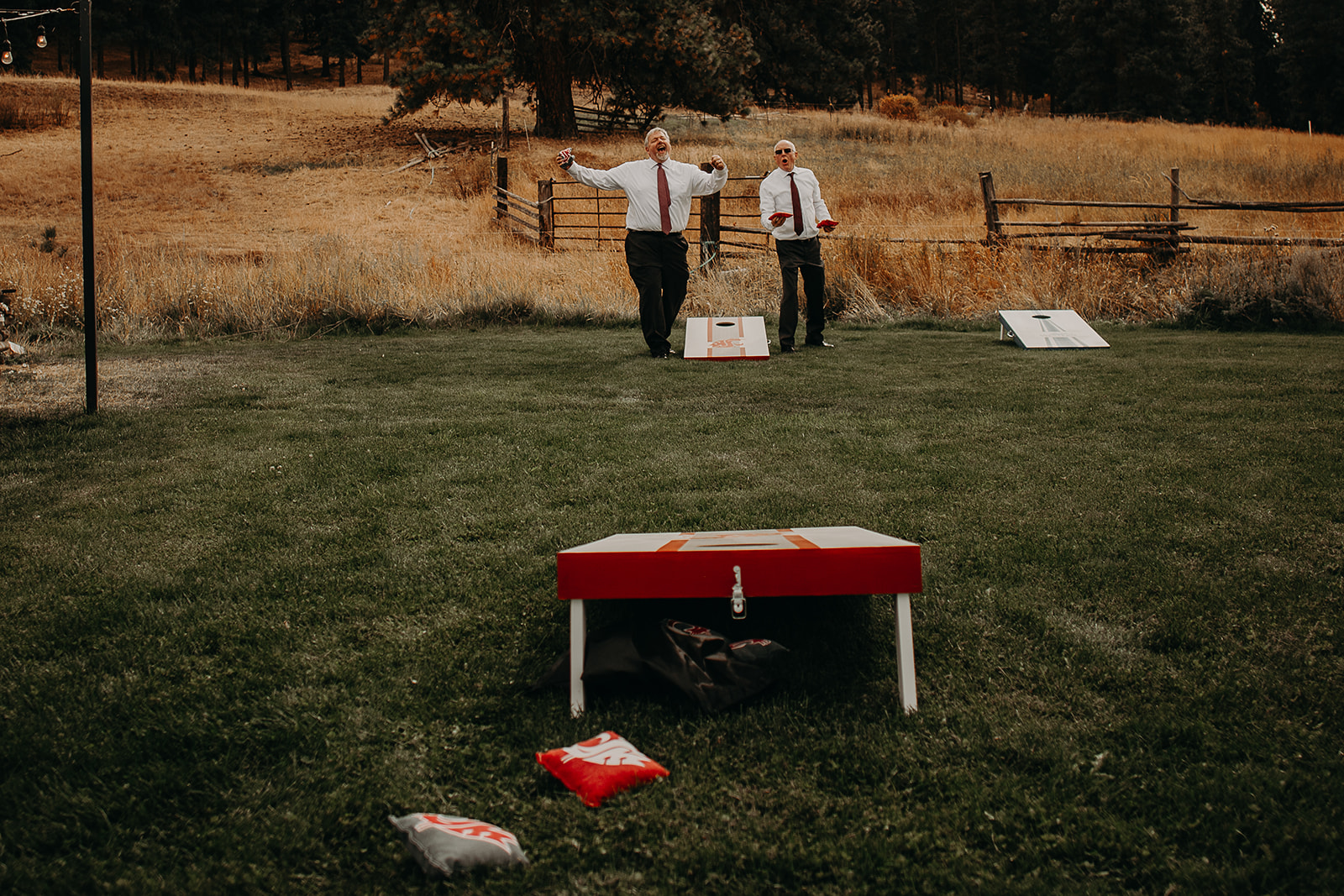 cattle-barn-wedding-cle-elum-wedding-megan-gallagher-photography-winston-salem-photographer (47).jpg