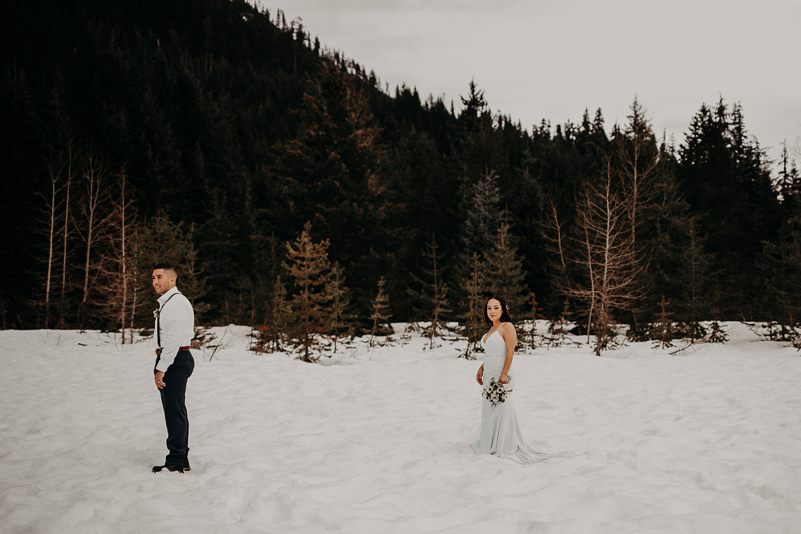 winter-mountain-elopement-asheville-wedding-photographer-megan-gallagher-photographer (6).jpg