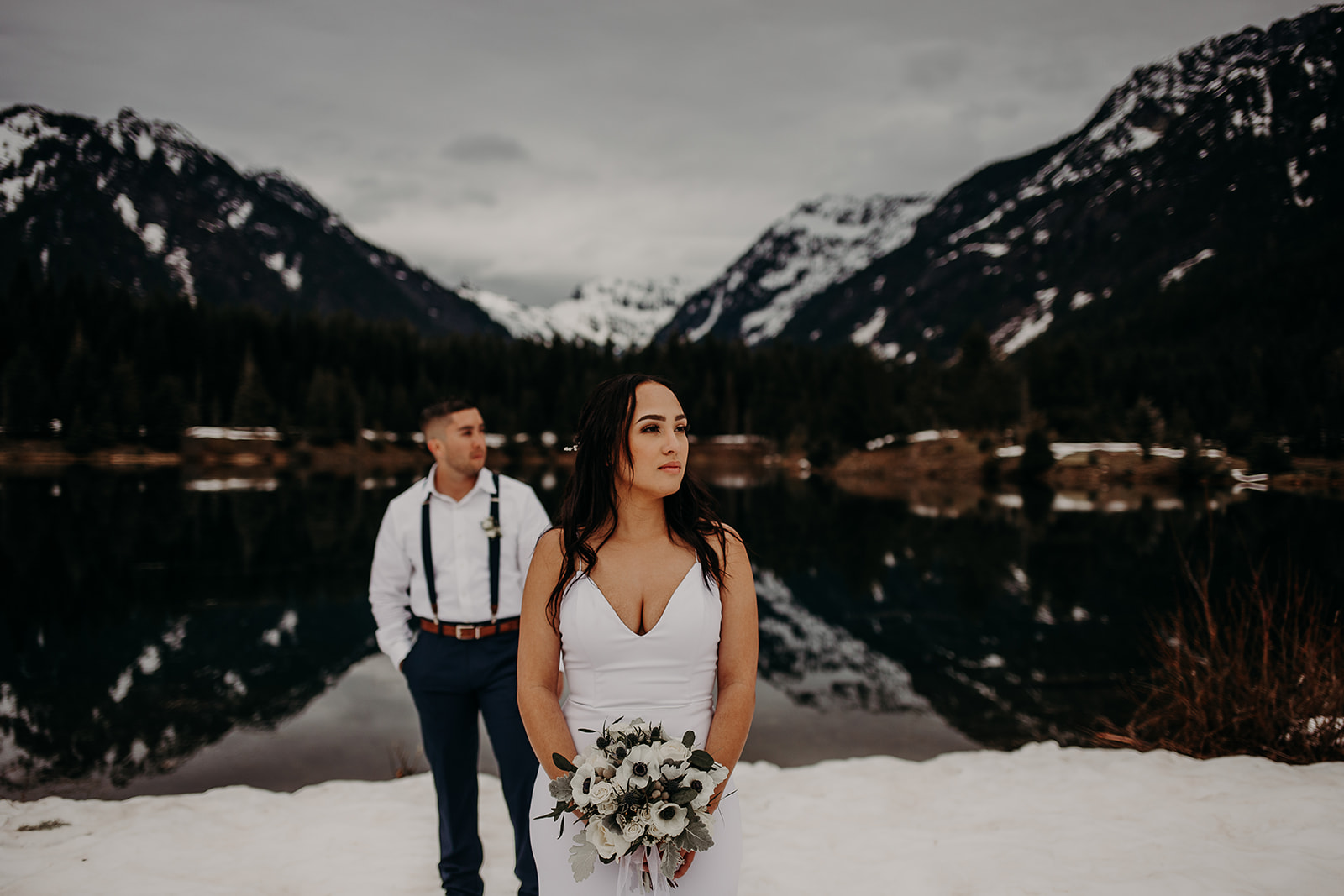 winter-mountain-elopement-asheville-wedding-photographer-megan-gallagher-photographer (31).jpg