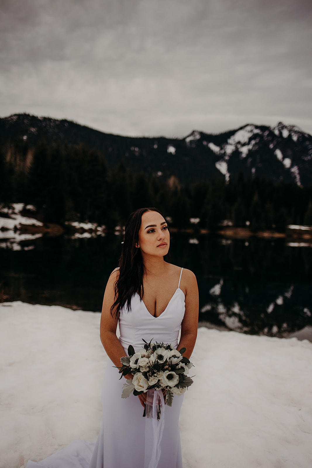 winter-mountain-elopement-asheville-wedding-photographer-megan-gallagher-photographer (42).jpg
