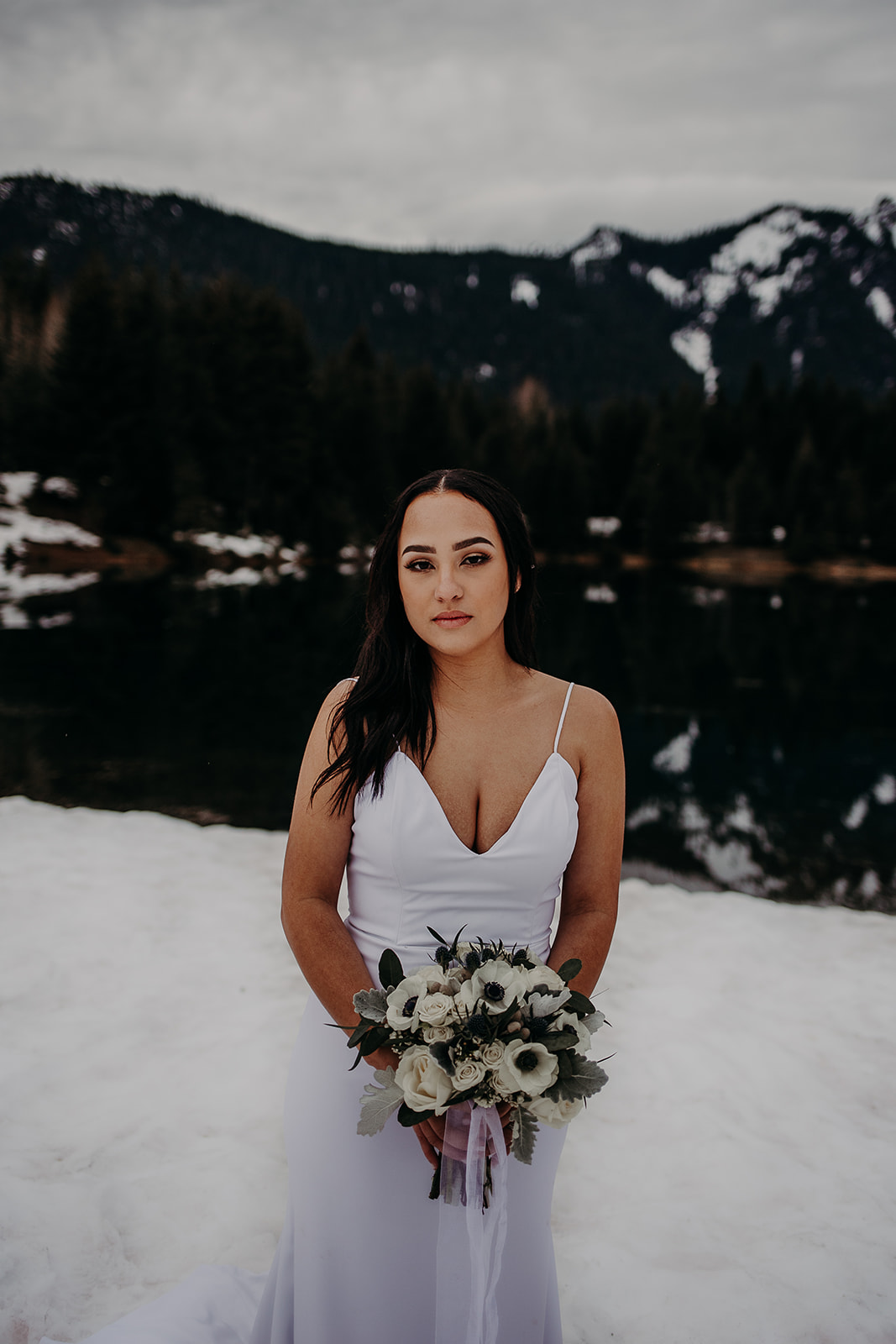 winter-mountain-elopement-asheville-wedding-photographer-megan-gallagher-photographer (43).jpg