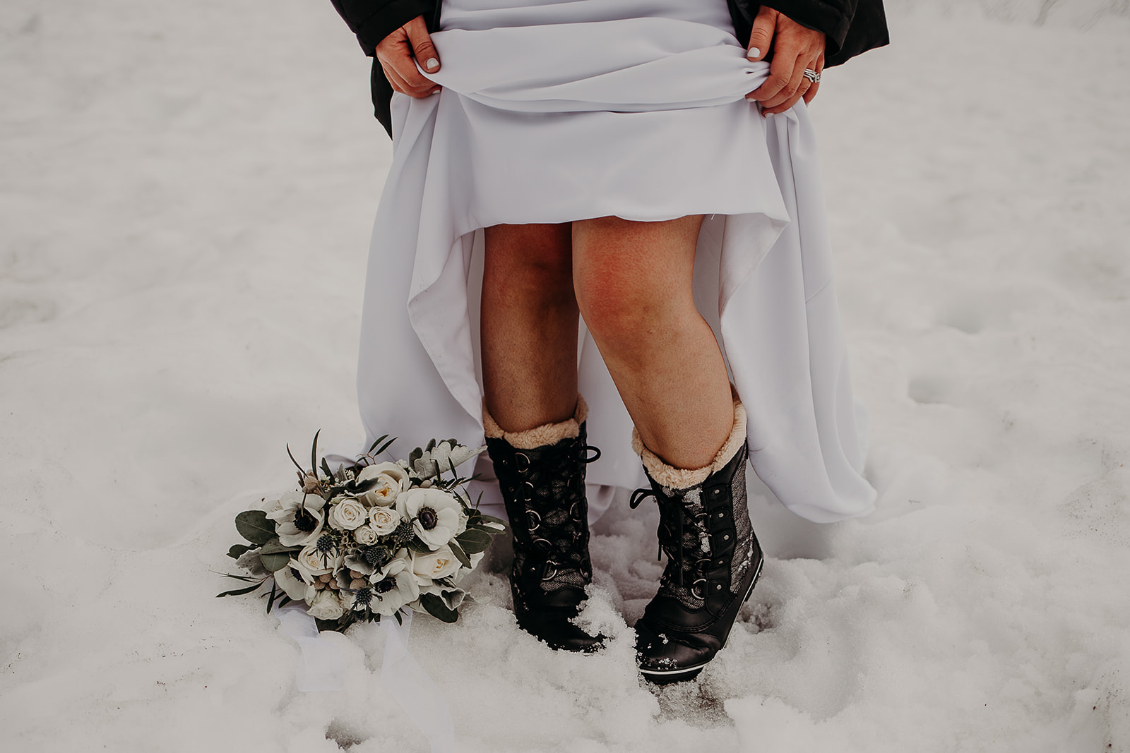 winter-mountain-elopement-asheville-wedding-photographer-megan-gallagher-photographer (56).jpg