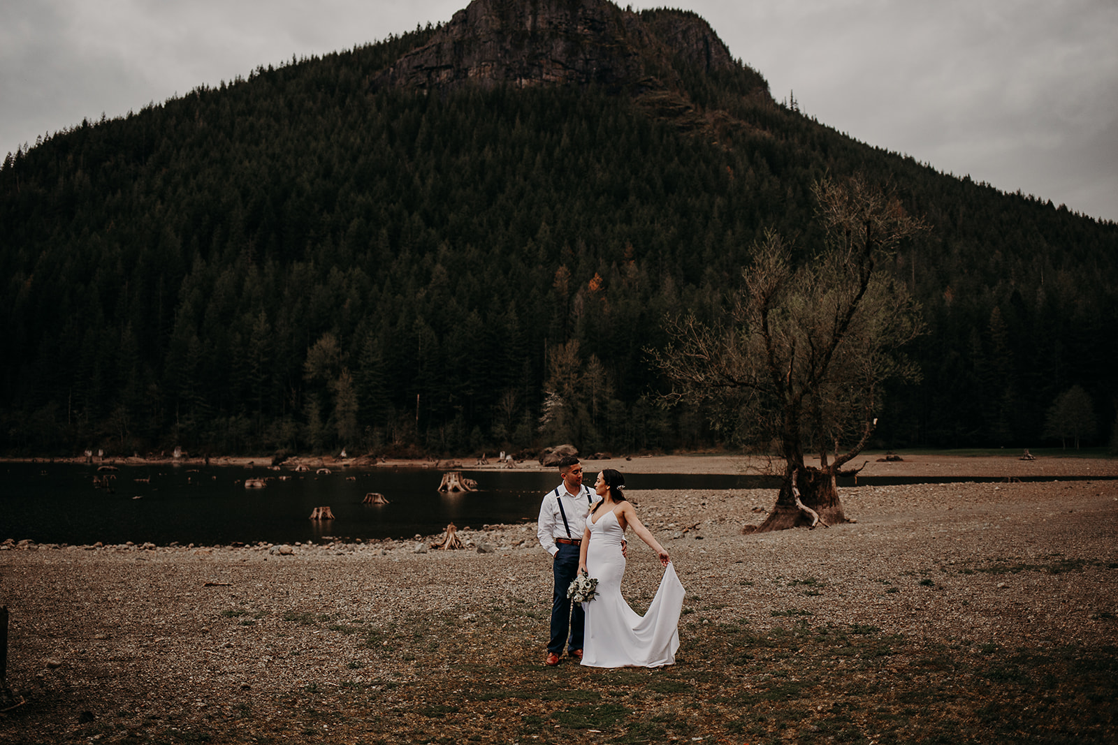 winter-mountain-elopement-asheville-wedding-photographer-megan-gallagher-photographer (66).jpg