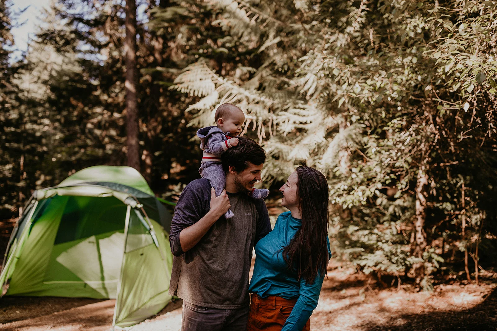 kachess-lake-camping-family-portraits-megan-gallagher-photography_(49_of_335).jpg