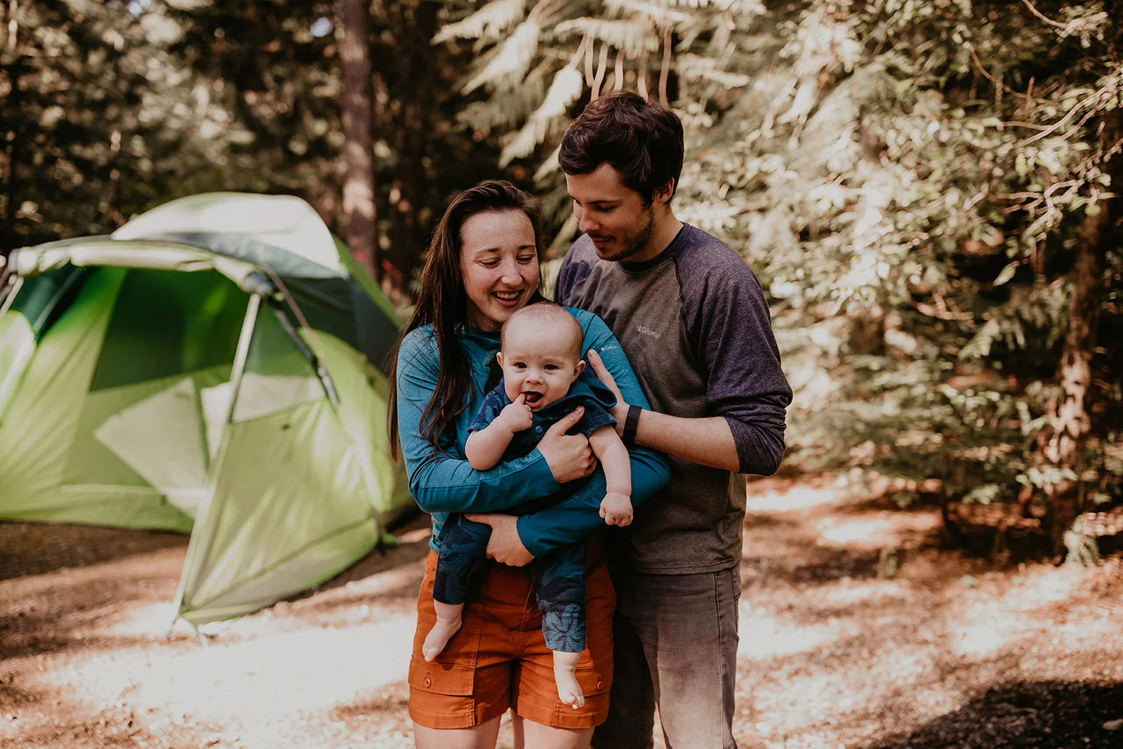kachess-lake-camping-family-portraits-megan-gallagher-photography_(87_of_335).jpg