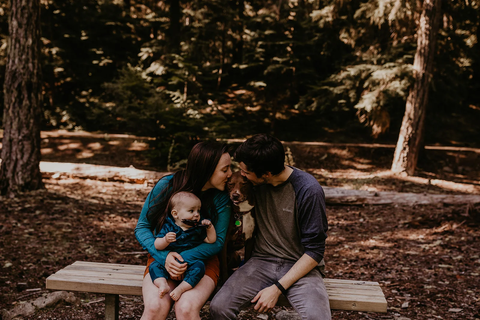 kachess-lake-camping-family-portraits-megan-gallagher-photography_(251_of_335).jpg