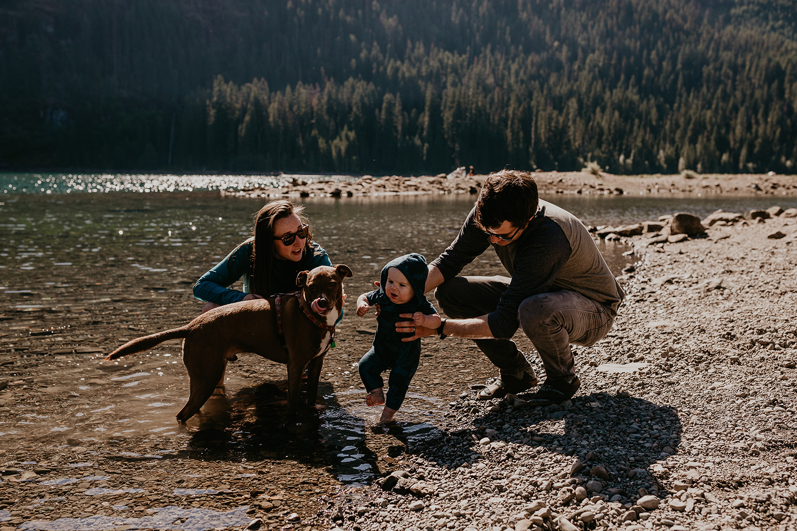 kachess-lake-camping-family-portraits-megan-gallagher-photography_(280_of_335).jpg