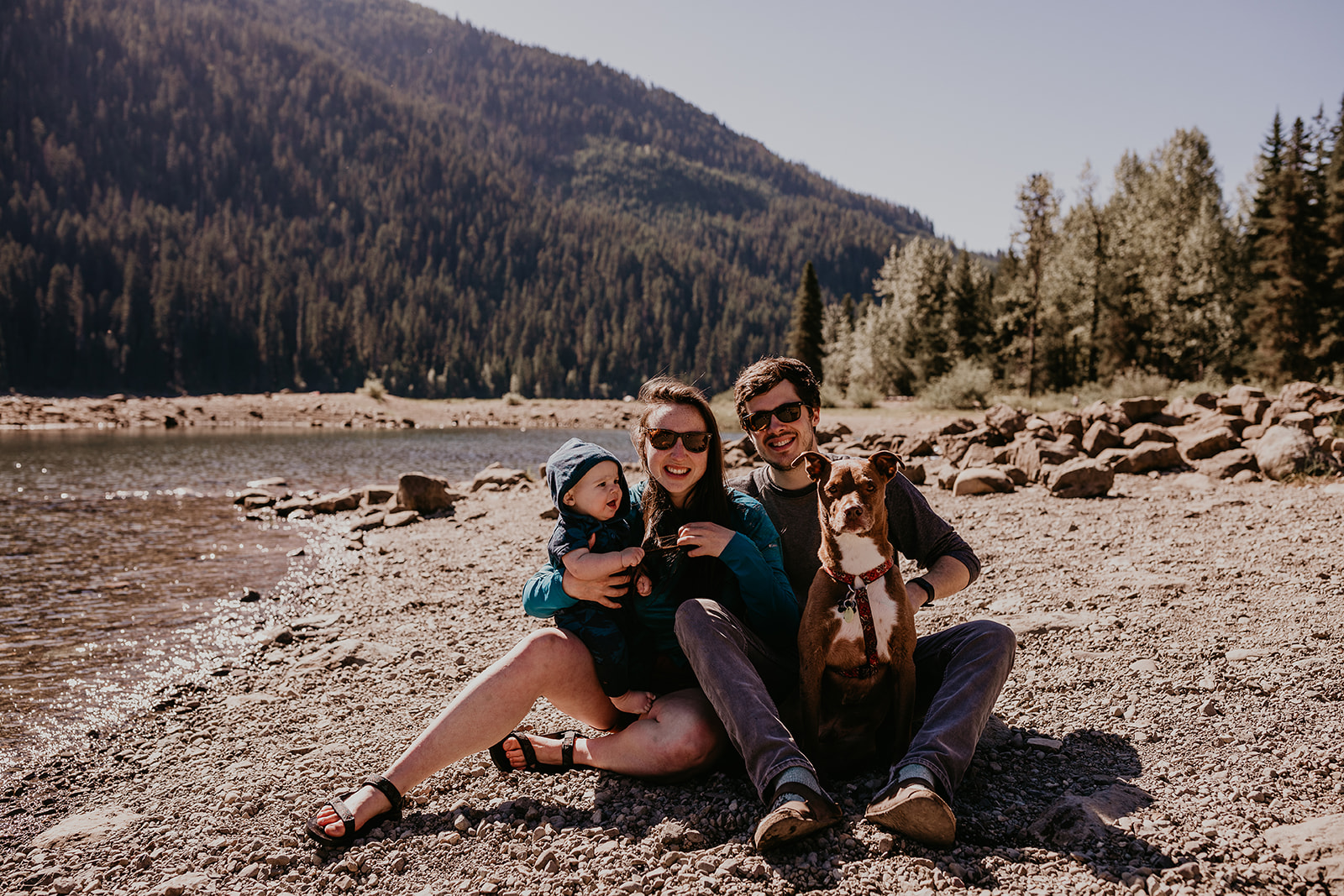 kachess-lake-camping-family-portraits-megan-gallagher-photography_(291_of_335).jpg