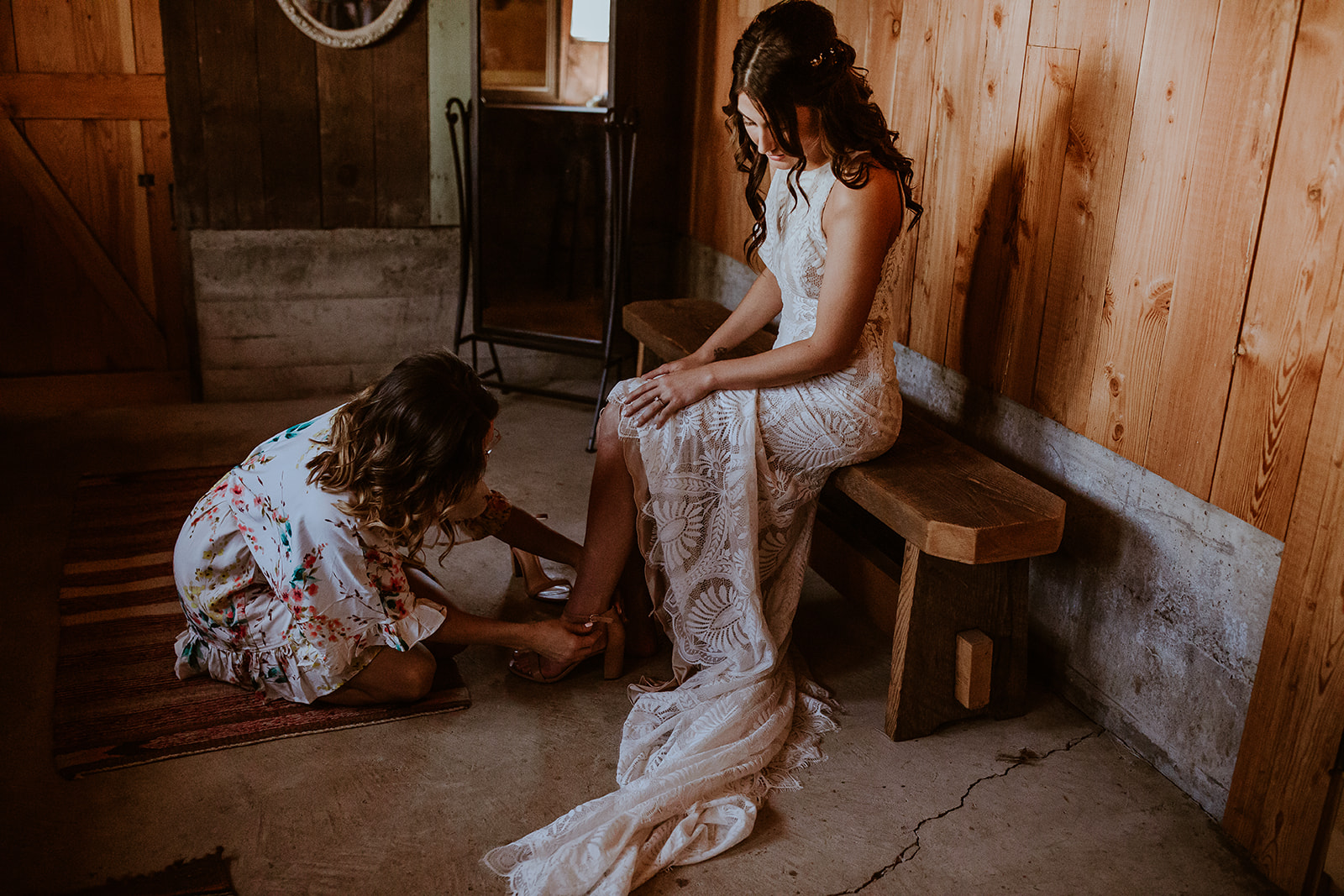 mount-vernon-wedding-salt-box-barn-amanda-riley-megan-gallagher-photography-3_(114_of_250).jpg