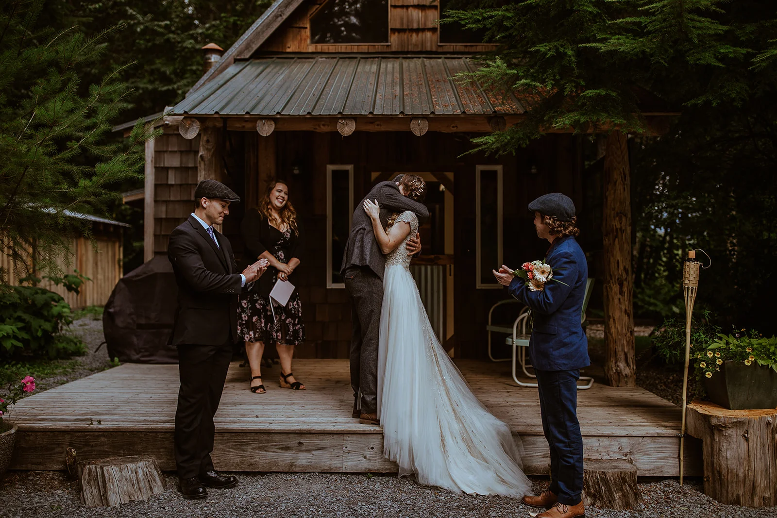 mount-rainier-cabin-elopement-megan-gallagher-photography_(245_of_568).jpg