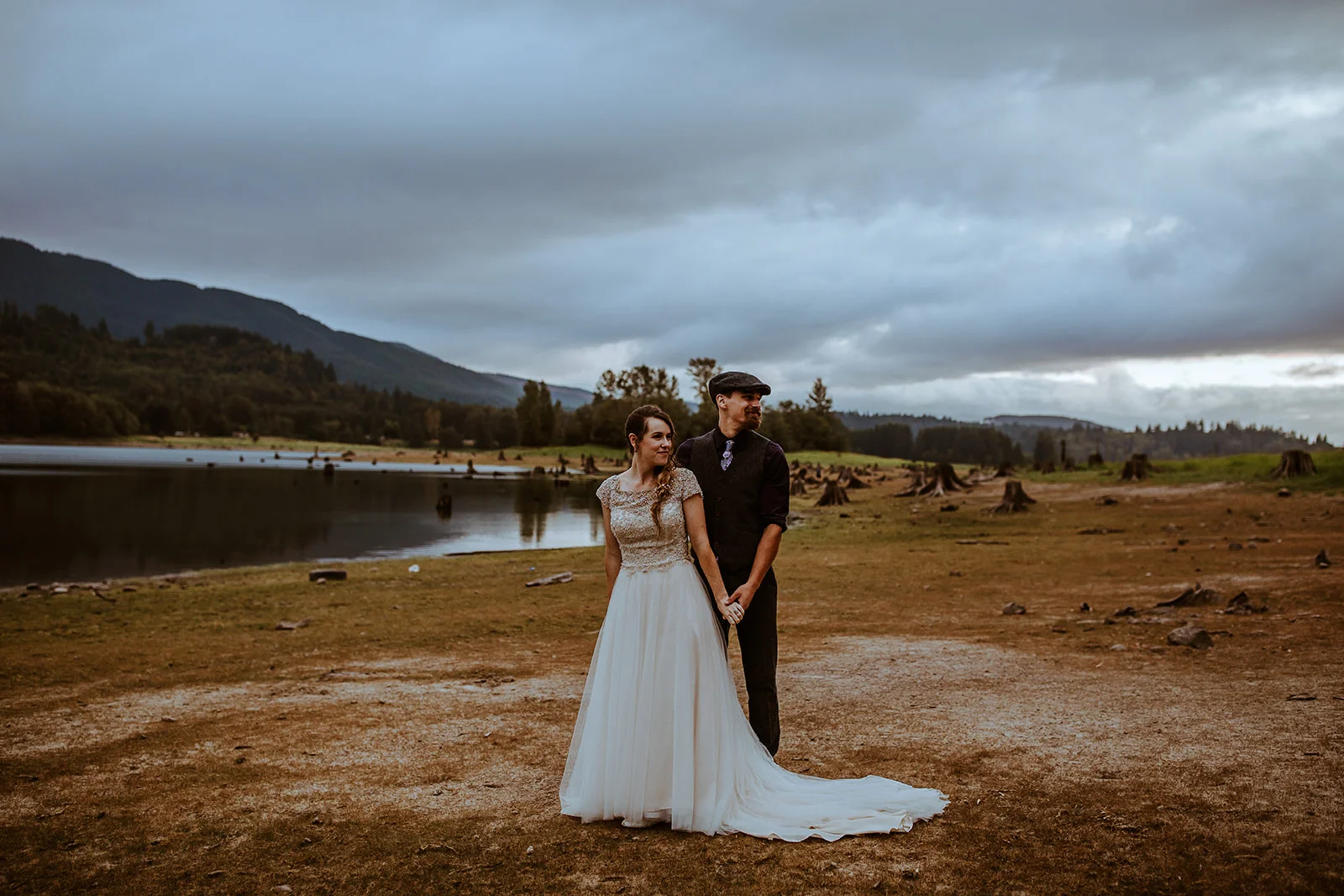 mount-rainier-cabin-elopement-megan-gallagher-photography_(528_of_568).jpg
