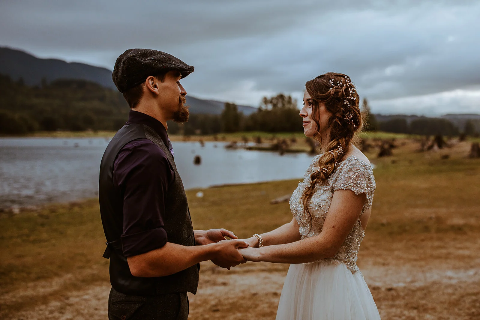 mount-rainier-cabin-elopement-megan-gallagher-photography_(546_of_568).jpg
