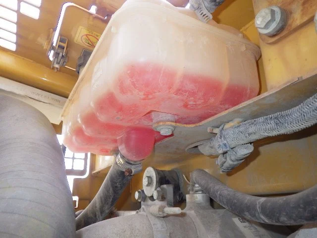 CAT D3K2 #KLL00238 3754hr 2013yr (53).JPG