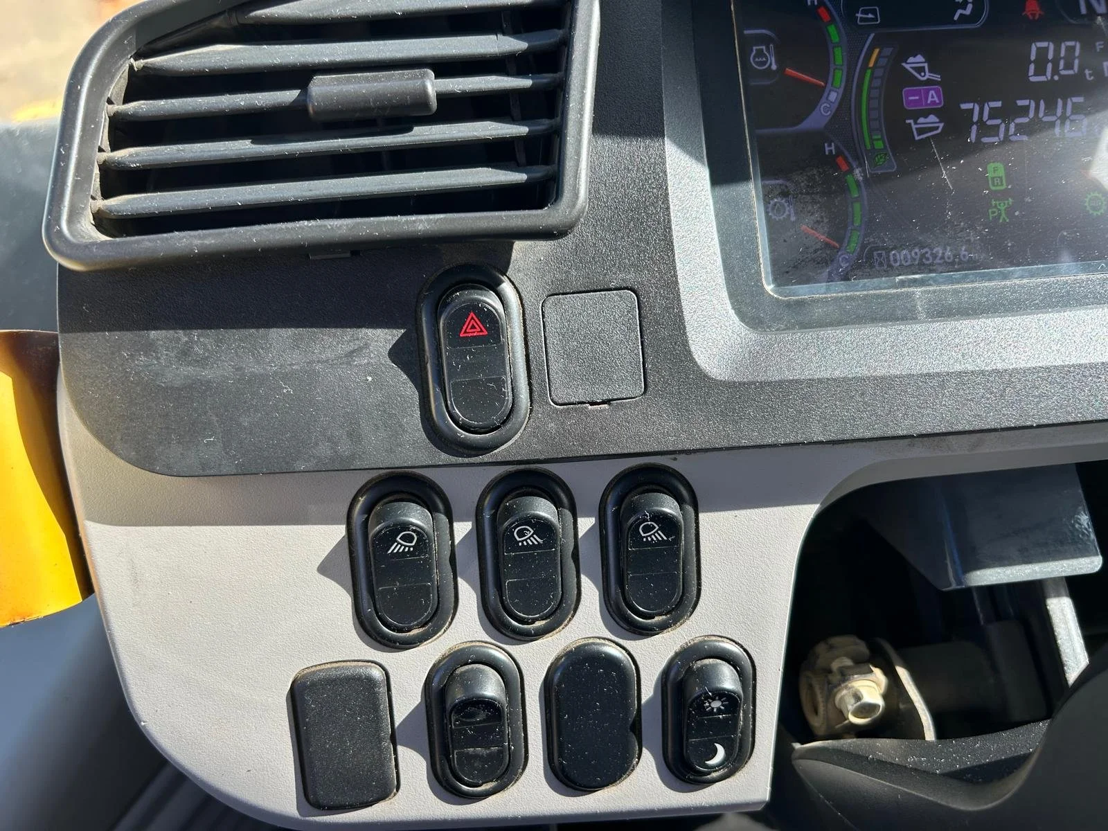 WA380-7(#10976)RFS (18).jpeg