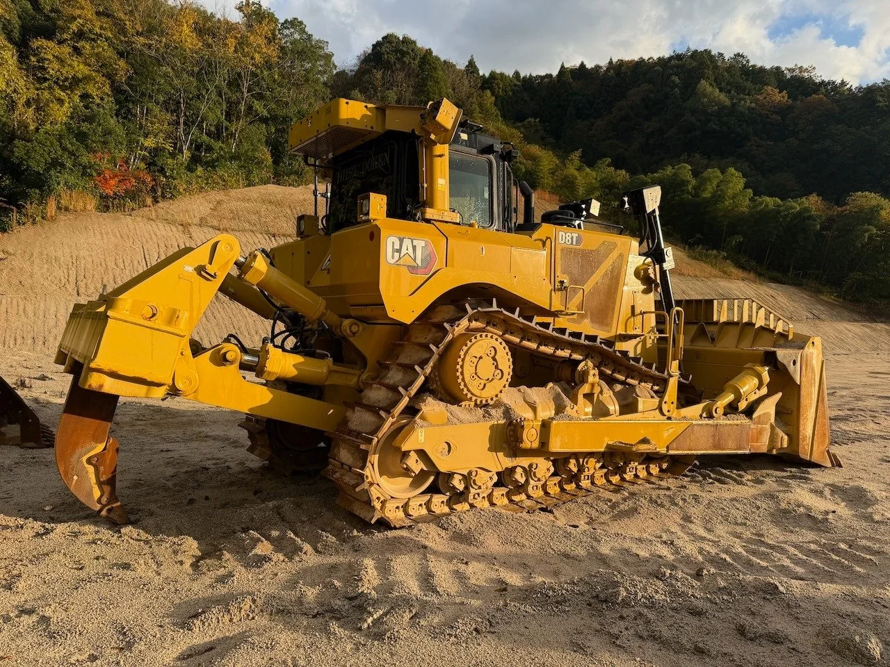 D8T(AW401065) (3).jpg