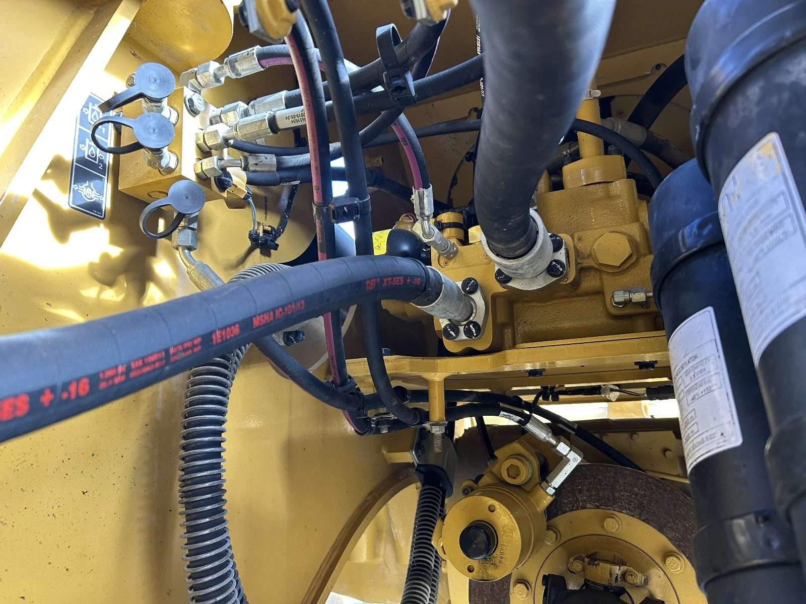 950M(HE820104)RFS (15).jpg