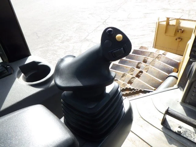 CAT D3K2 #KLL00238 3754hr 2013yr (66).JPG