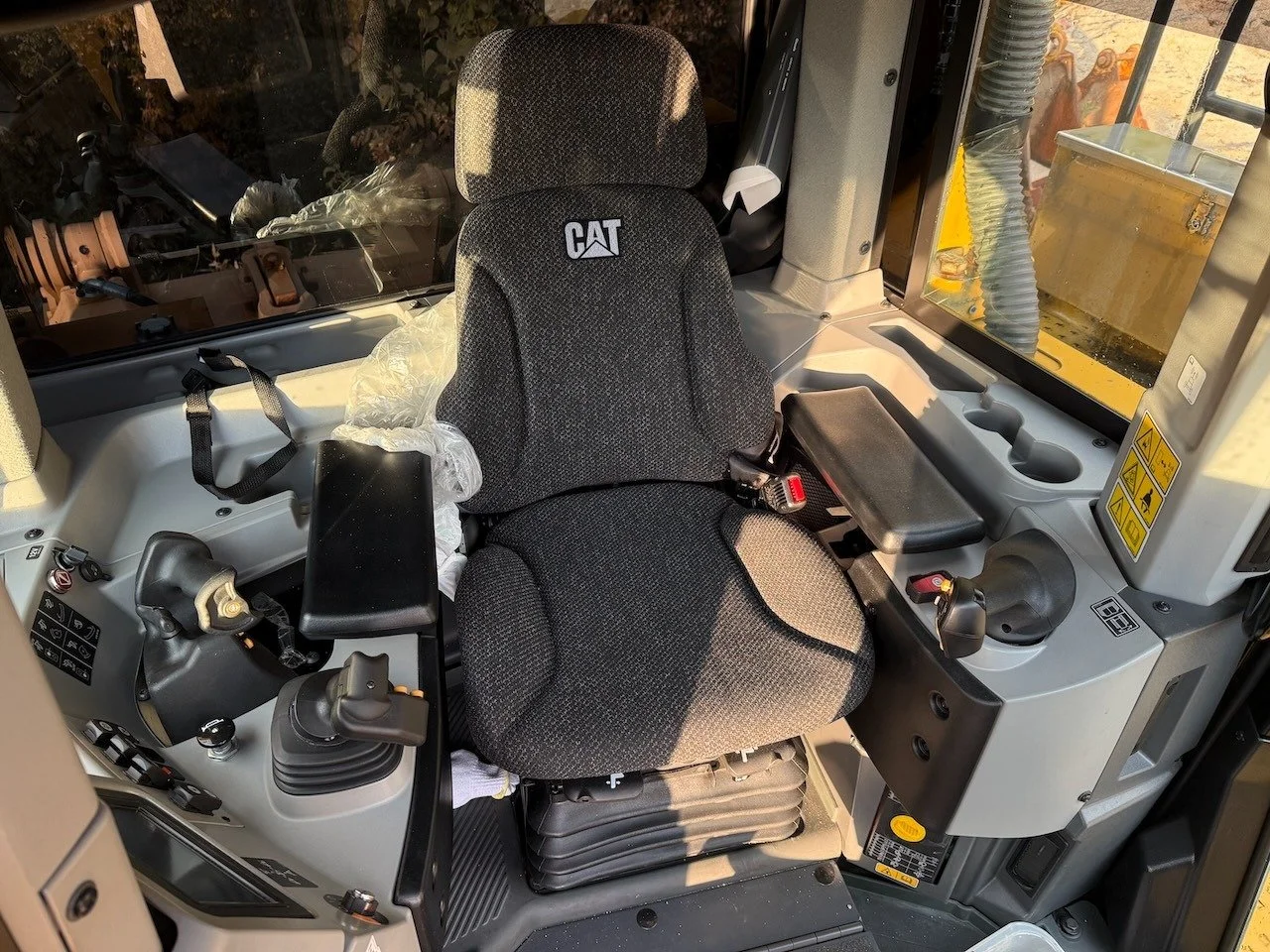 D8T(AW401065) (13).jpg