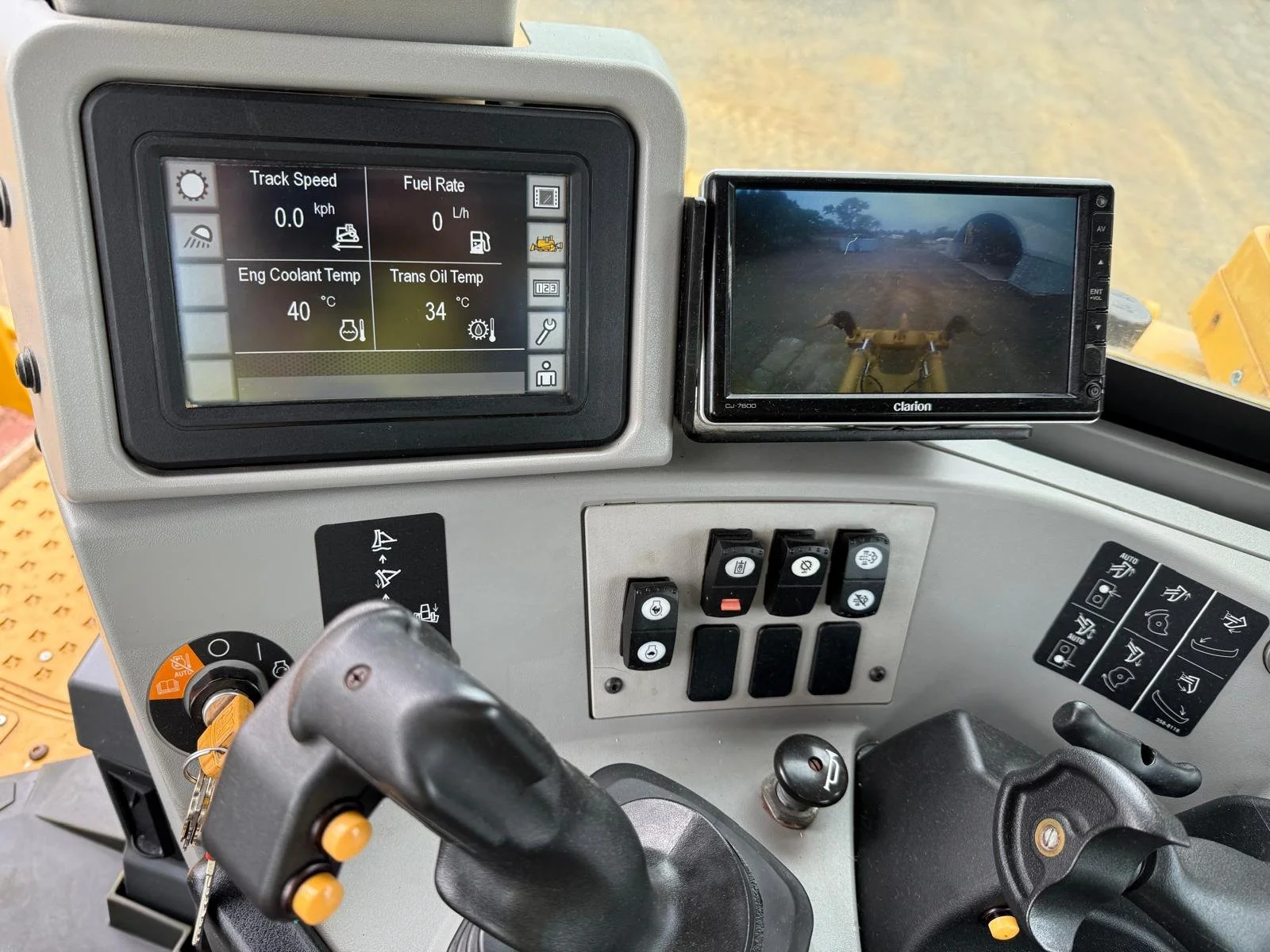 D8T(AW400577)RFS (23).jpg