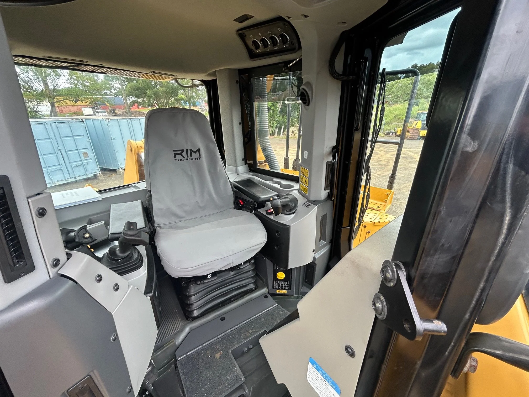 D8T(AW401065)RFS (45).jpg