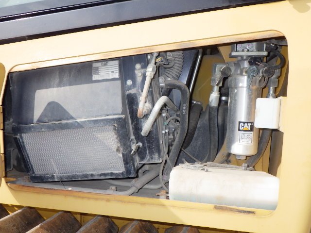CAT D3K2 #KLL00238 3754hr 2013yr (42).JPG
