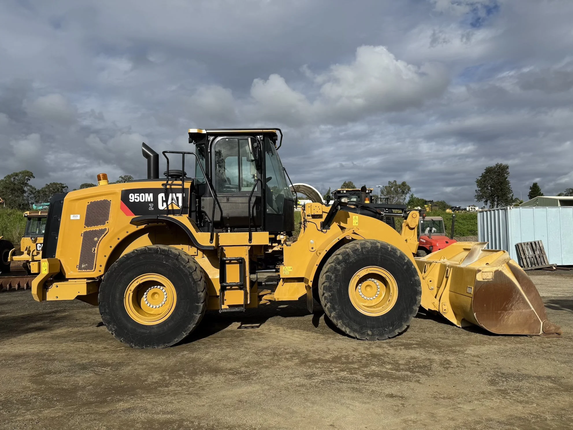 950M(HE810444)RFS (5).jpg