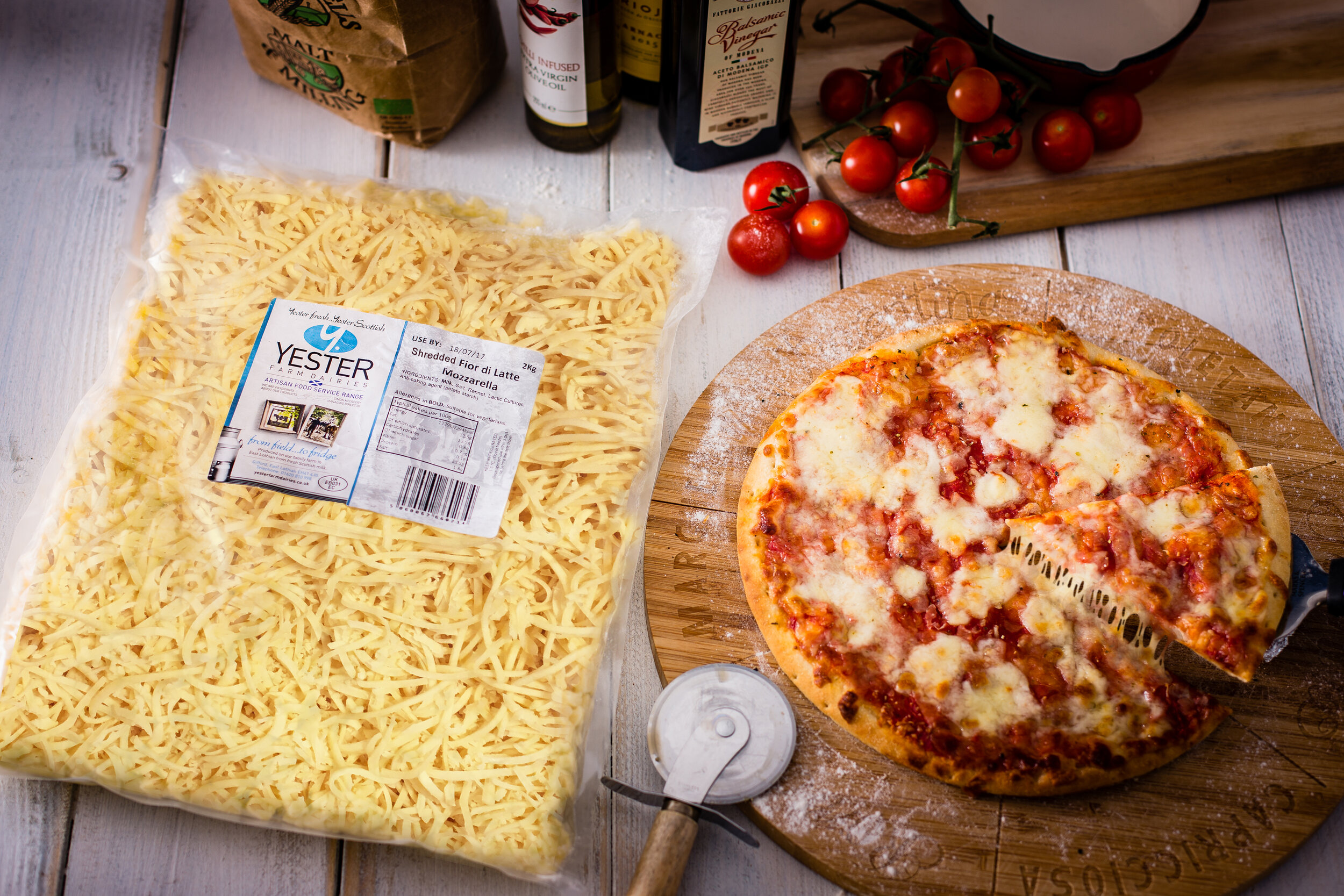 Yester 2KG Shred Mozz.jpg