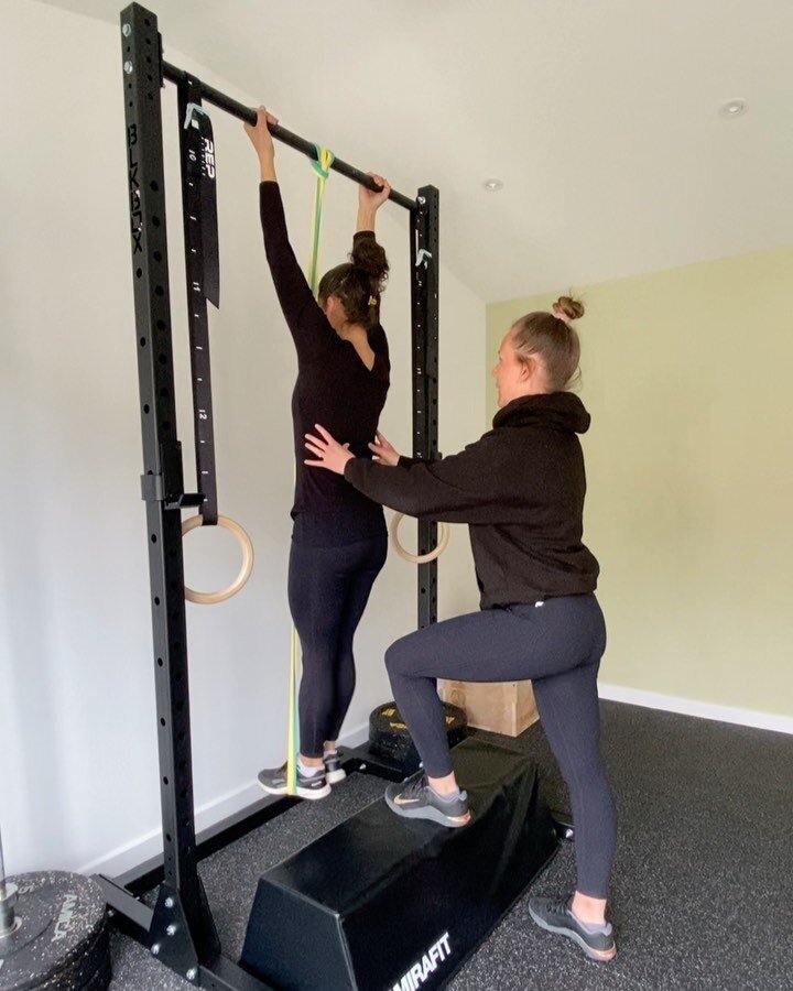Natalie had never done any weight training before coming to see me, and had never even attempted a pull up in her life. After 3 months of building up a nice strong foundation (pretty much learning everything from scratch) I got her on the pull up bar