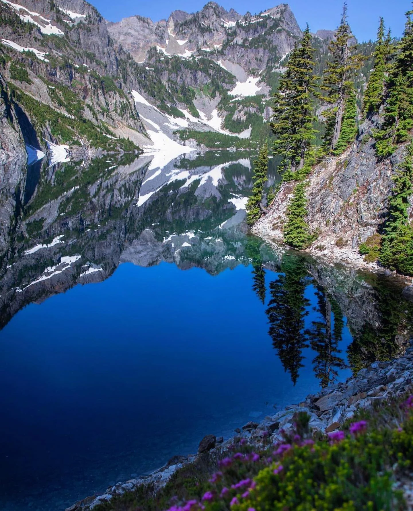 The Snow Lake trail is officially closed for some major summer maintenance, but luckily there are plenty of other gorgeous trails up here to explore! Please obey all trail closures :) #thepasslife 📷: @sabrina.aspinall