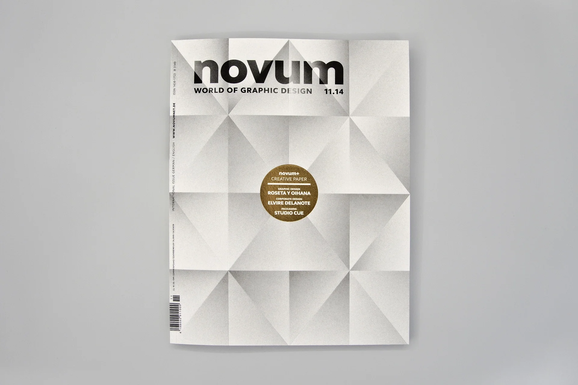 novum World of Graphic Design Cover Design Creative Paper