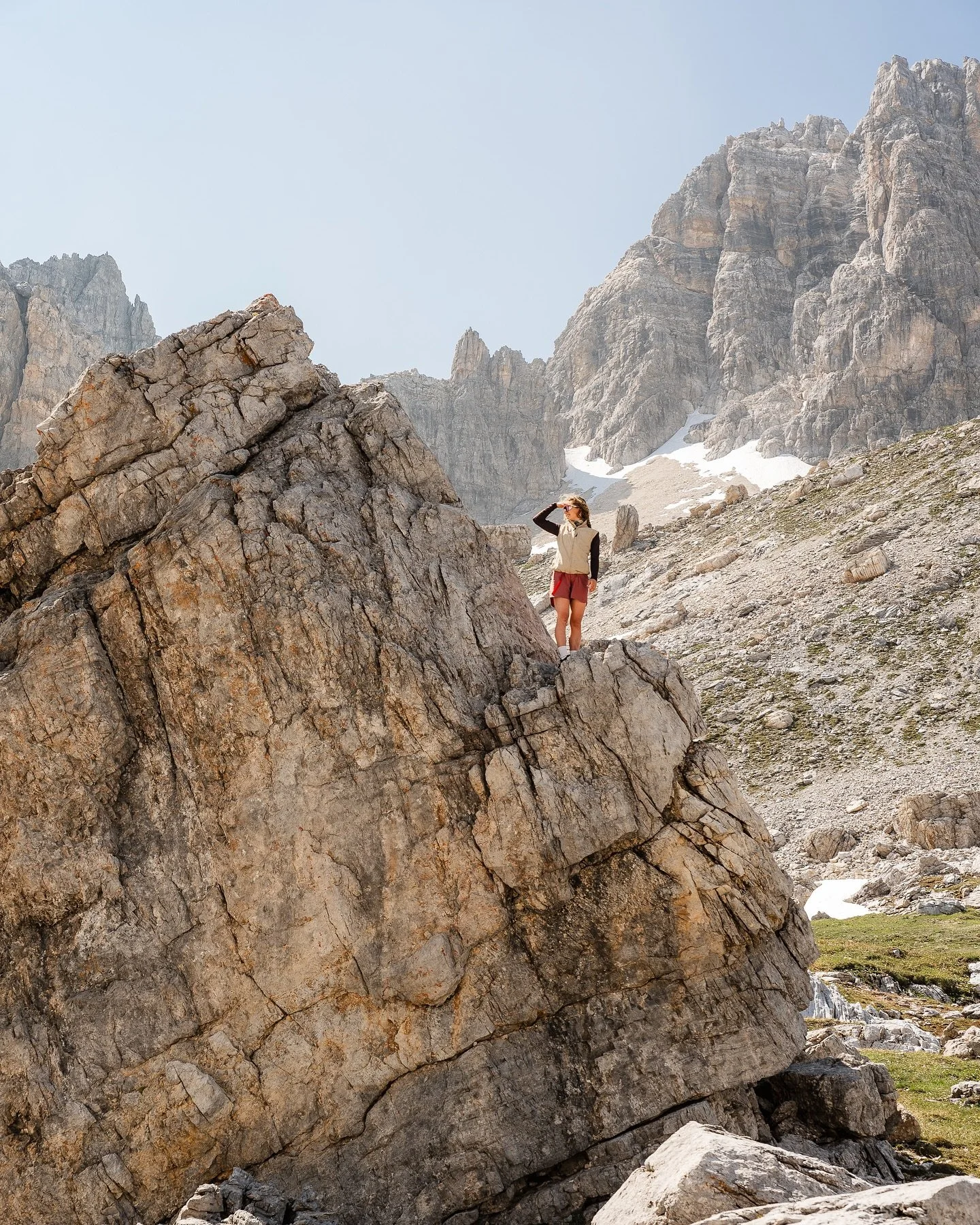 Spend two days in this beautiful region shooting with @visitflachau last month☺️📷
Very grateful to have such a pretty office on some days 😌

Thank you @fabiamariehbr @karo_sperr  @anton_steiner &amp; @nweissenbacher for the fun shootings days 🫶🏼
