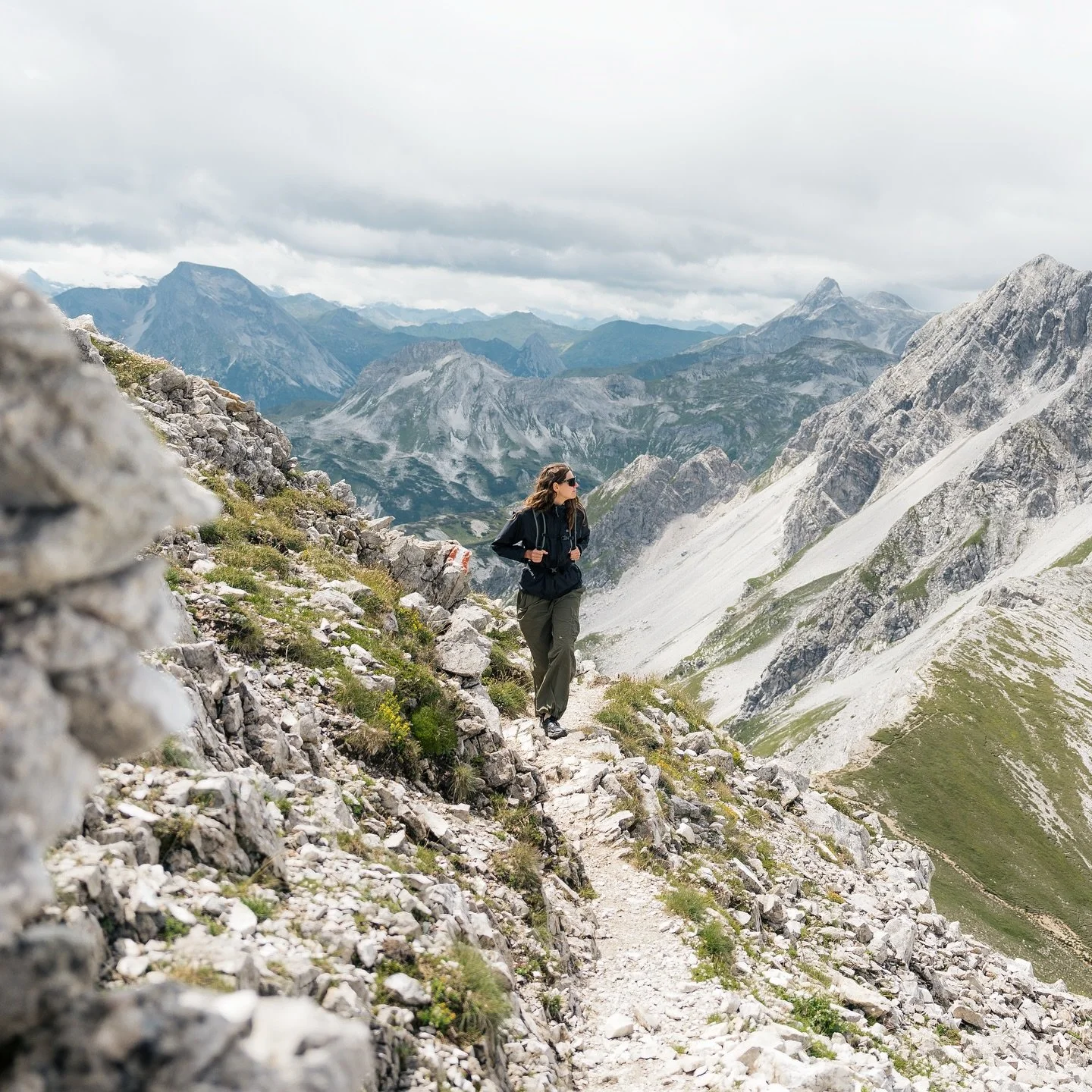 A beautiful hike and lots of photo talks with @kirsten_frank ☺️🤗

#hiking #photography #mpuntains #sonyalpha #photographer