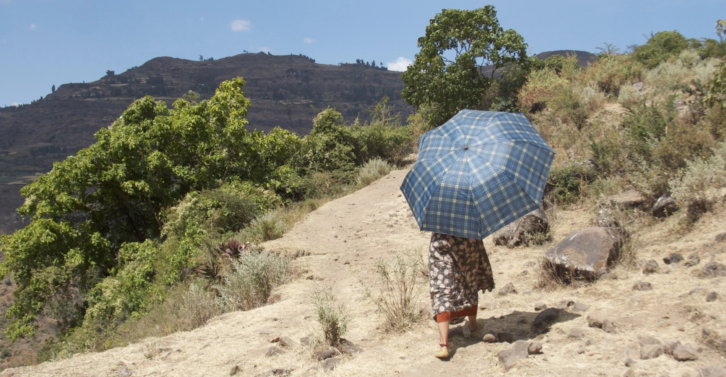 FOLLOW HER. ETHIOPIA. NOVEMBER 2016.