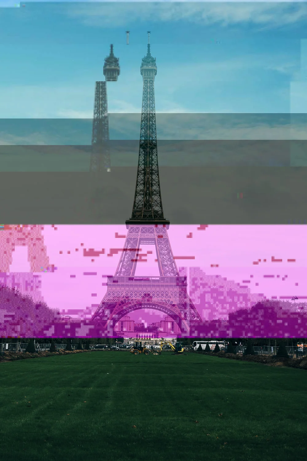 LE GLITCH DE LA TOUR EIFFEL OK.jpg